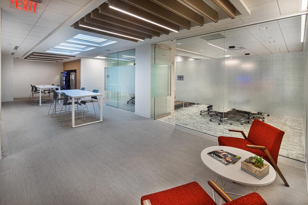 Chamberlain Hrdlicka (2)