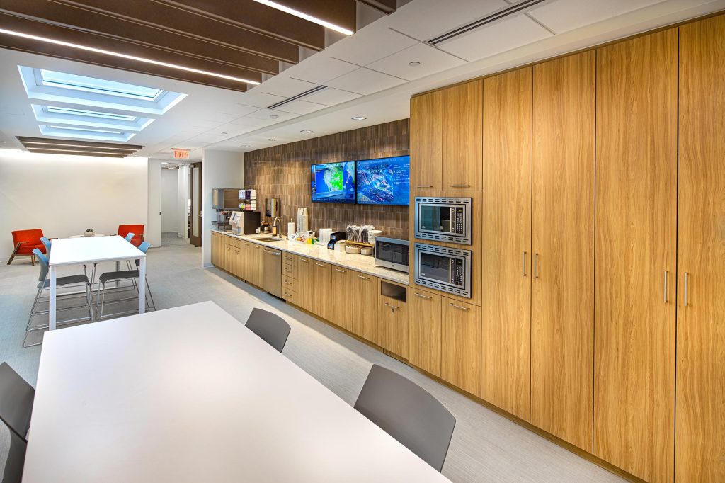 Chamberlain Hrdlicka (8)