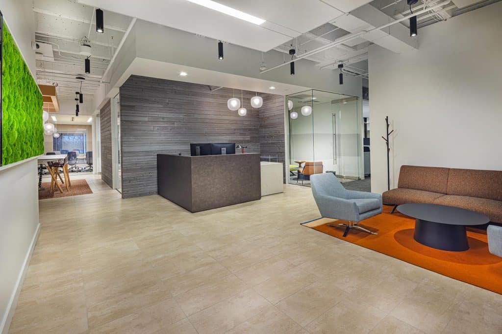 Confidential1 ATL (10)