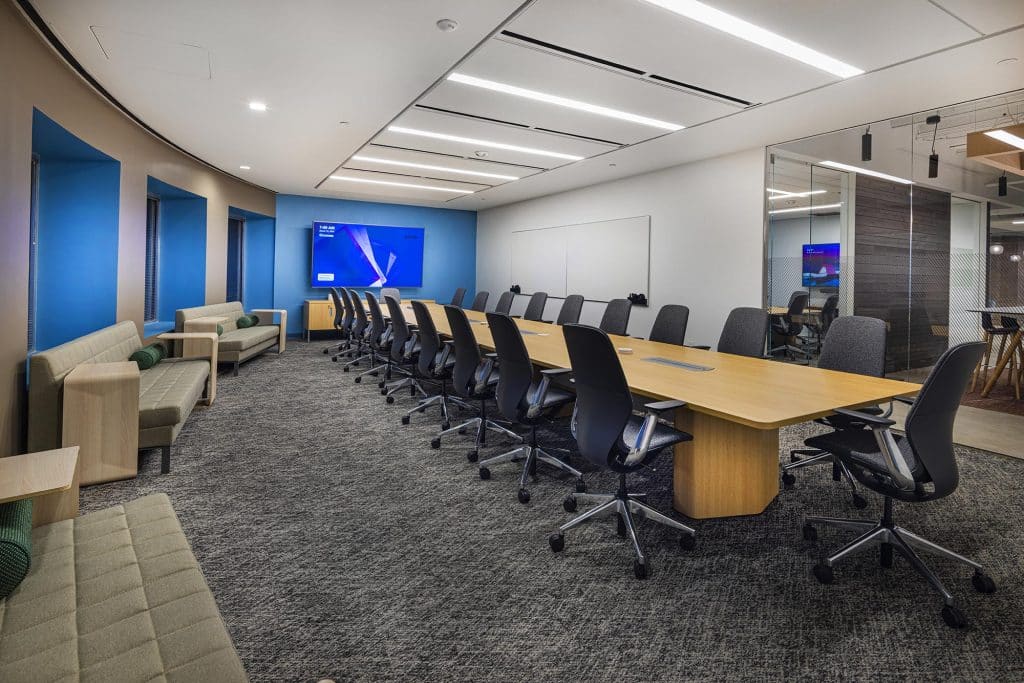 Confidential1 ATL (12)