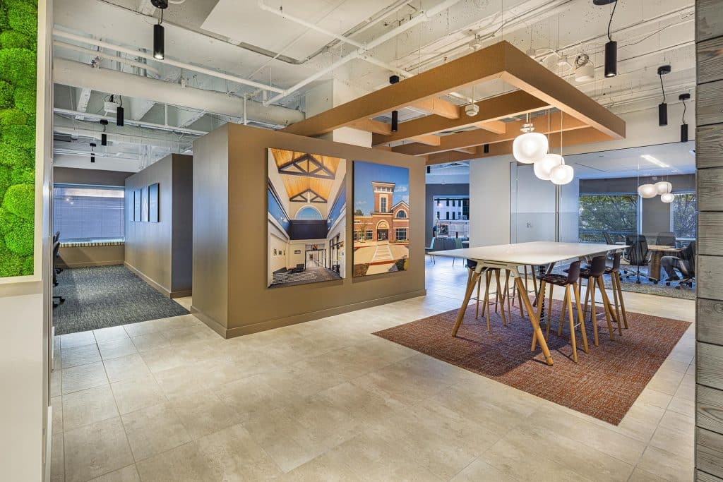 Confidential1 ATL (37)